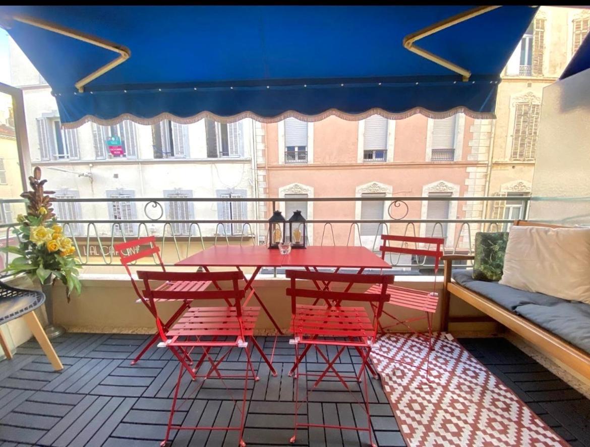 Ideal Congres - 1 Min - Wifi - Hyper - Centre Apartamento
